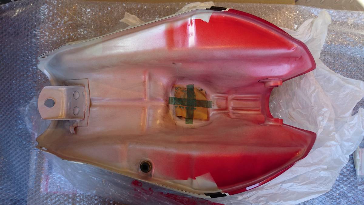 CBX400F 純正 オリジナルタンク 未使用 赤白_6