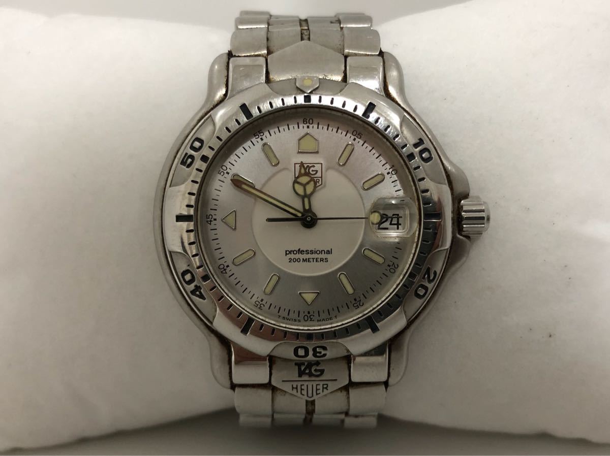 定番，格安 タグホイヤー TAG HEUER プロフェッショナル 200m 腕時計