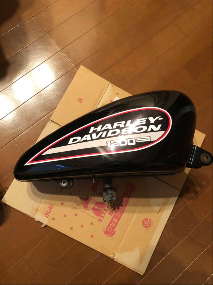 スポーツスター 03 タンク 中古品 ガソリンタンク 3・3ガロン 3.3 
