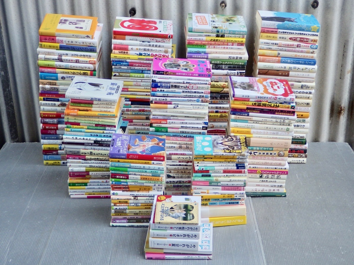大量！まとめ売り！｜ネコについての小説・エッセイ・HOW TOなど 