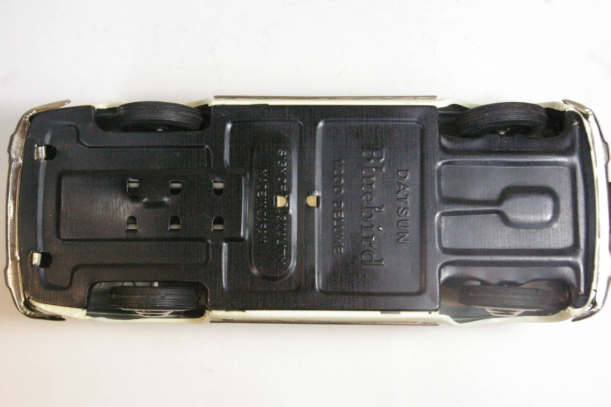 バンダイ　ダットサンブルーバード４１０　美品_9