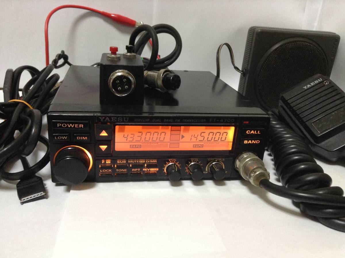 FT-4700 YAESU DUAL Yaesu ヤエス 144⁄430MHz transceiver junk 八重洲