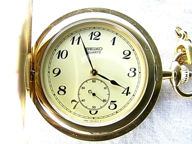 e520 SEIKO 懐中時計 贈 内閣総理大臣 セイコークオーツ セイコー 