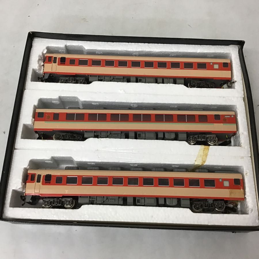 F.E.M HOゲージ 急行用ディーゼル動車 3輌編成 交流3線式 / 鉄道模型