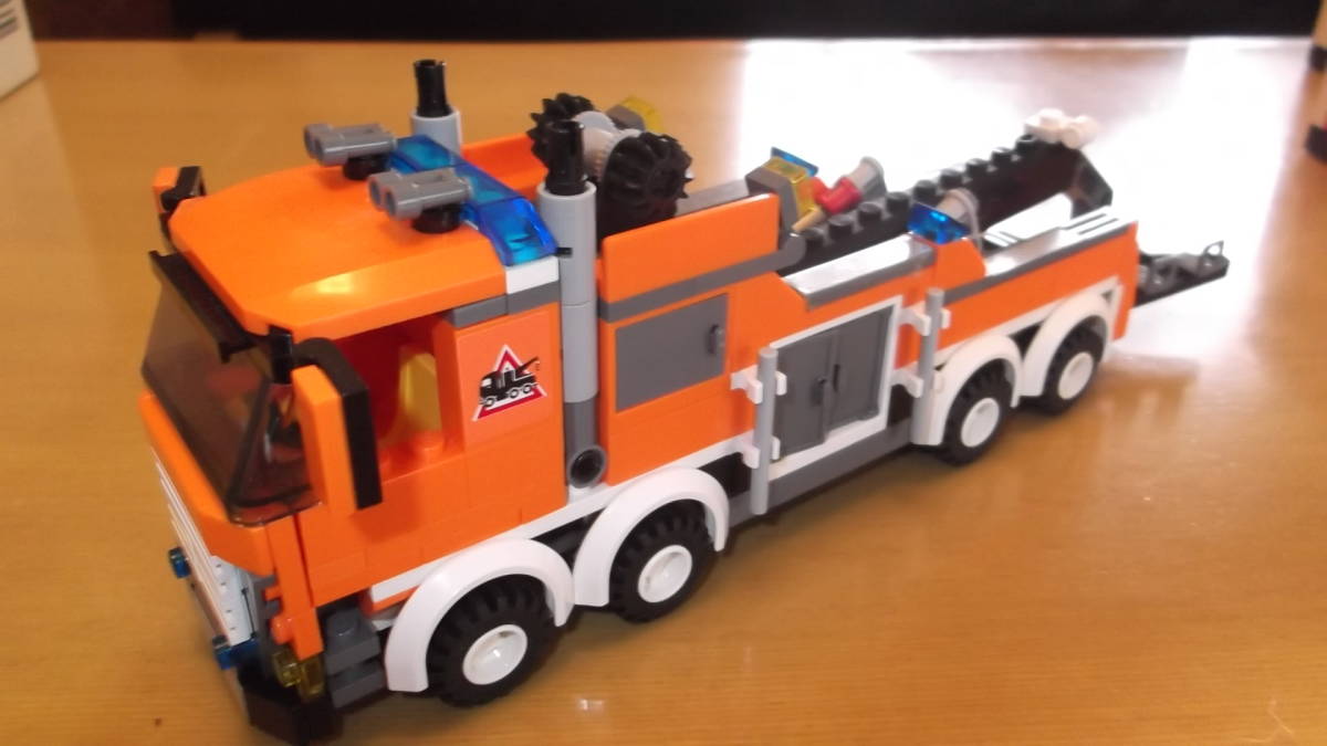 レゴ シティ 自動車修理工場(7642) 中古