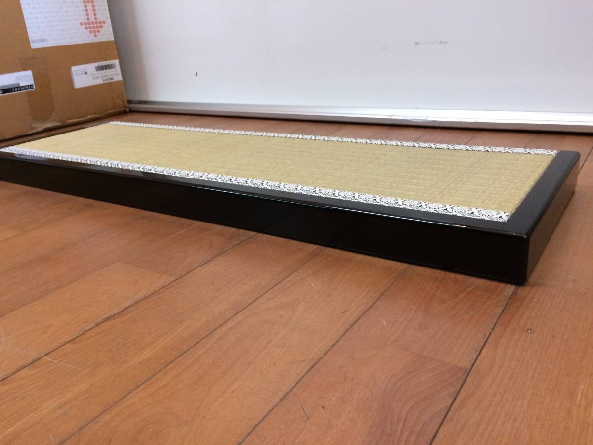 ケヤキ一枚板 座卓 拭き漆仕上げ なぐり仕上げ加工脚