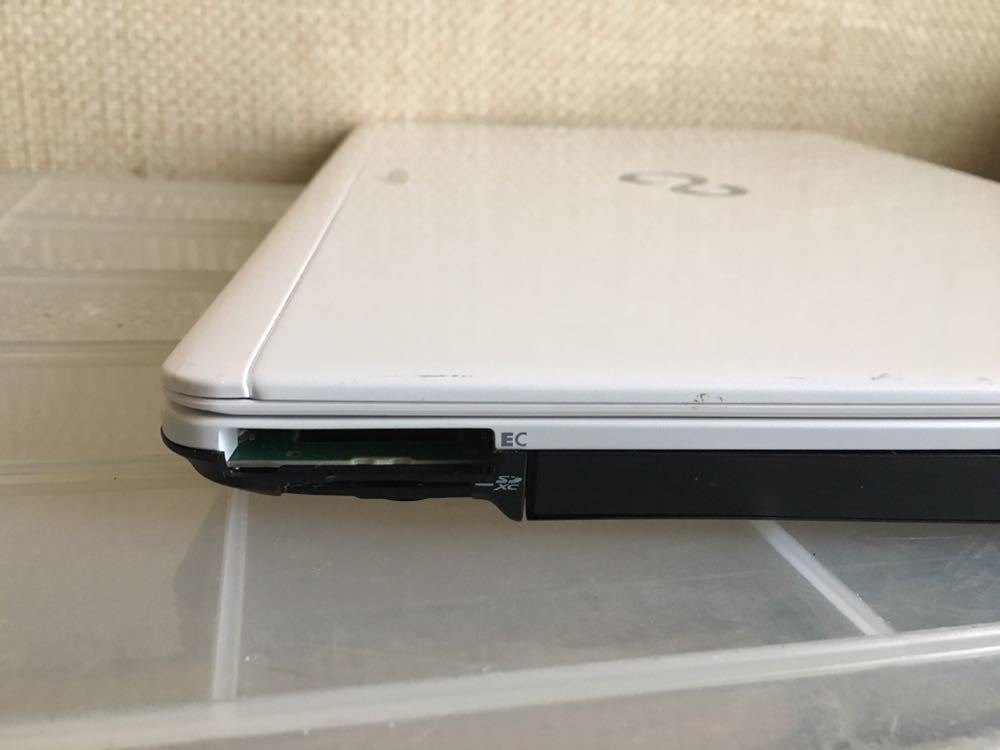 ★FUJITSU CORE i3 2350M 2.30GHz LIFEBOOK SH54/G★windows7プロダクトシール有り ★ジャンク