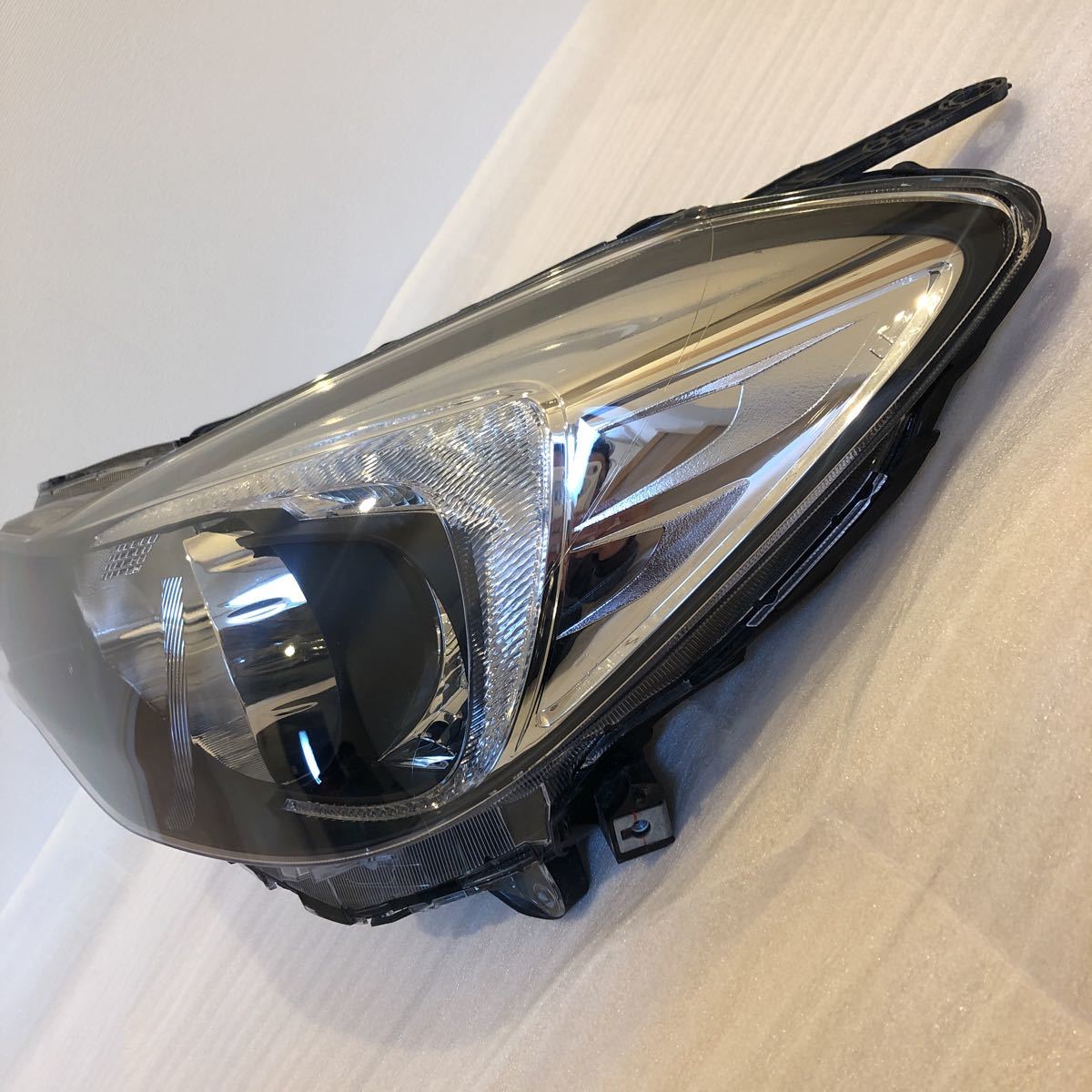 スバル インプレッサ GP GJ XV 純正 左 ヘッドライト HID STANLEY