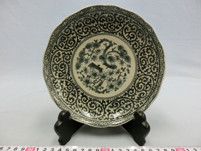 D0319 伊万里 染付 蛸唐草文 皿 六寸皿 輪花皿 9 【公式通販】