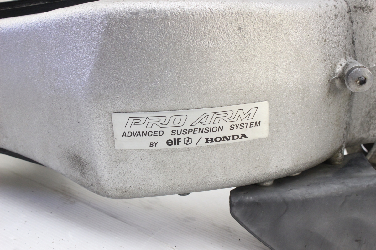 17892 VFR800 RC46-11500** スイングアーム ディスクローター