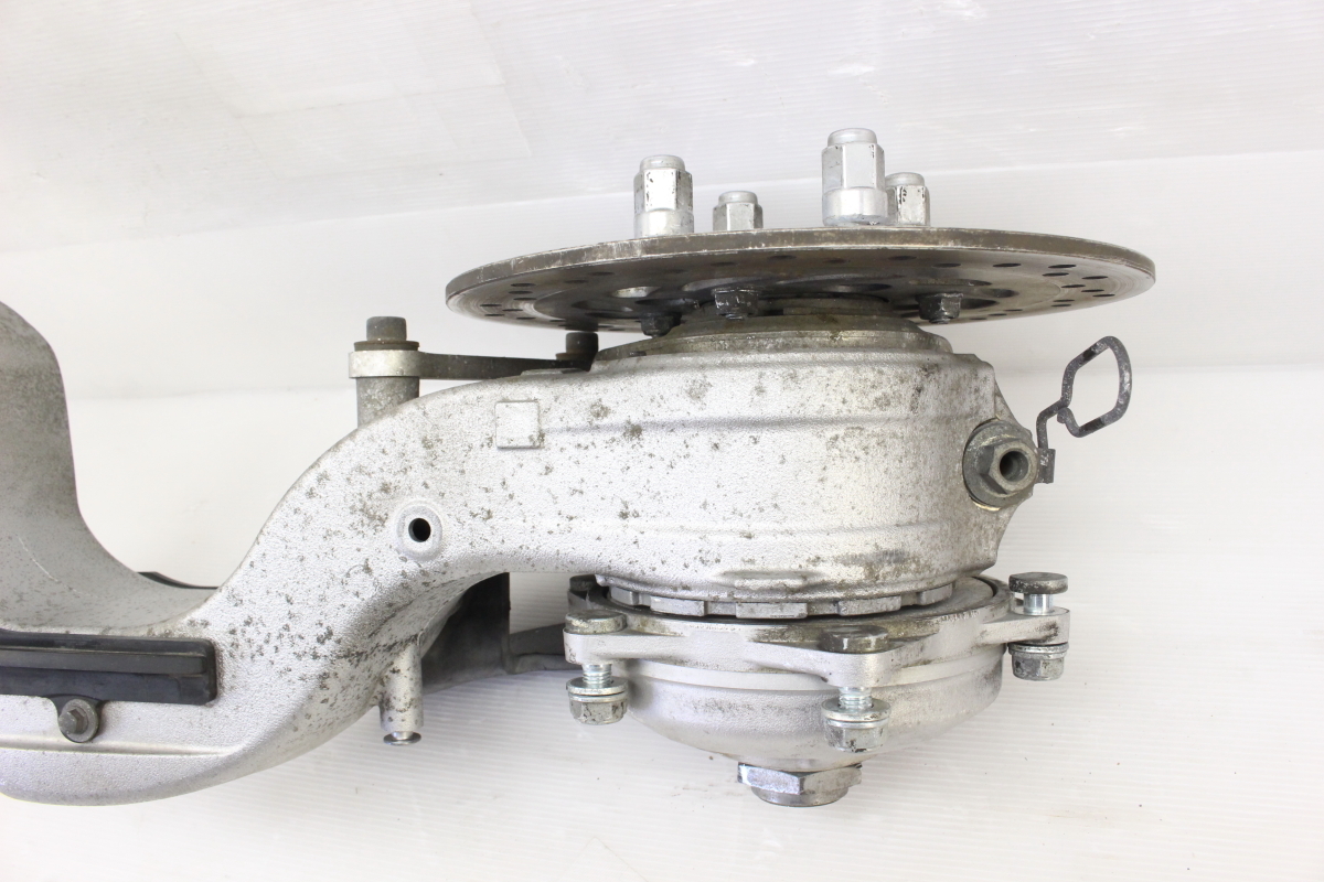 ちゃむページ 17892 VFR800 RC46-11500** スイングアーム ディスクローター