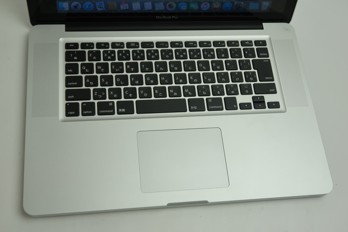 MacBook 充放電回数560回と多めなMacBookでも案外バッテリーが持つ話 