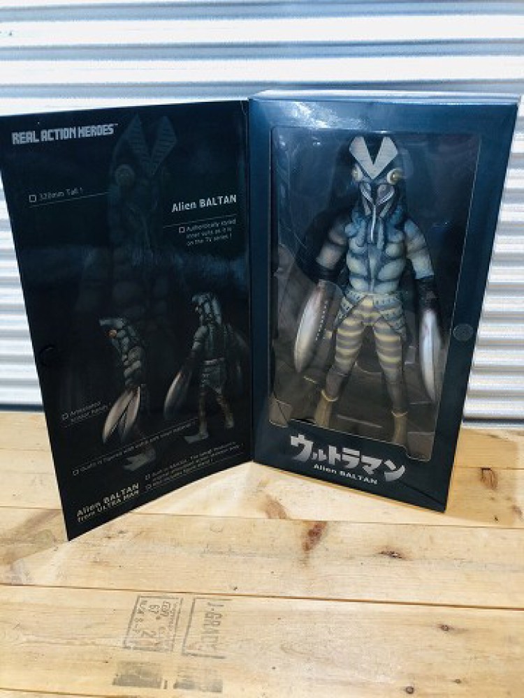 ◇中古 保管品 美品 RAH リアルアクションヒーローズ バルタン星人 1/6