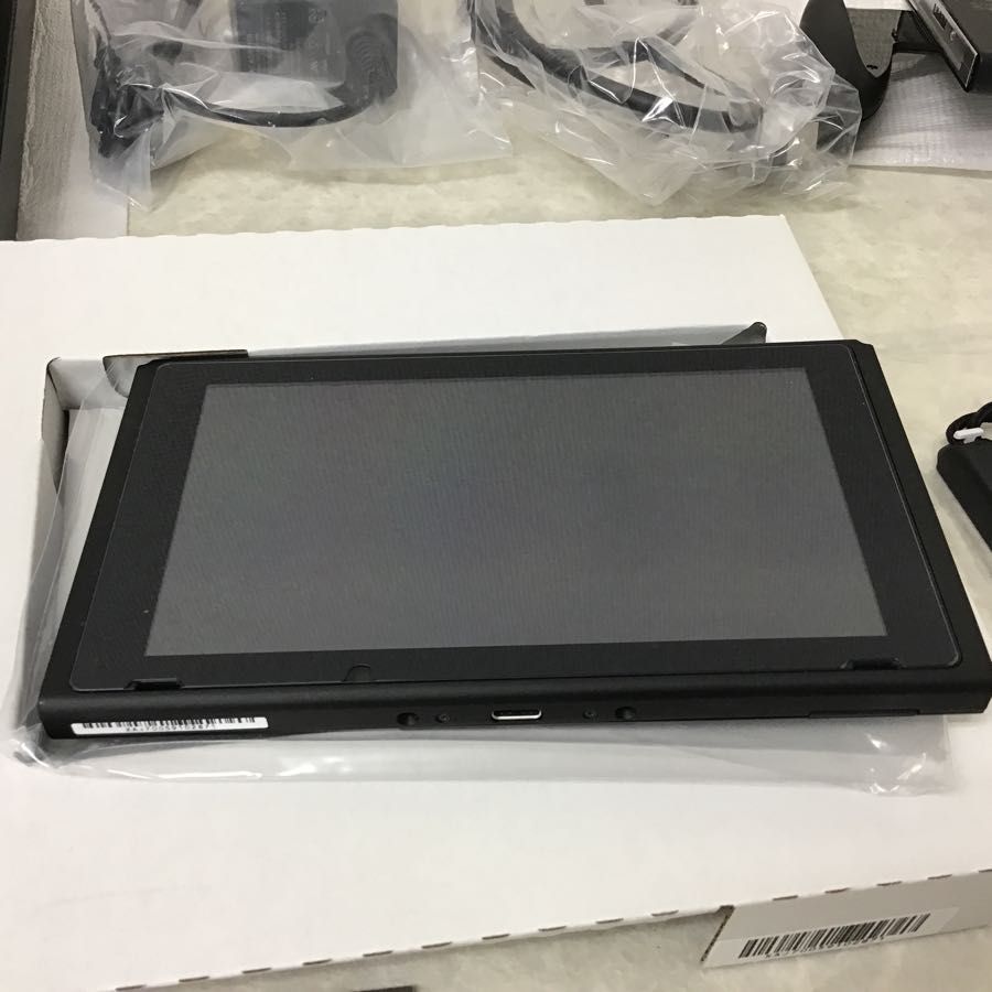 【動作確認・初期化済】Switch 本体 周辺機器＋ケース付｜室内使用のみ 初期化済/動作確認済 任天堂 Nintendo Switch 本体 Joy-Con(L)/(R