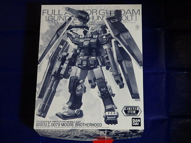 イベント限定 MG 1/100 フルアーマーガンダム Ver.Ka ハーフメカニカル