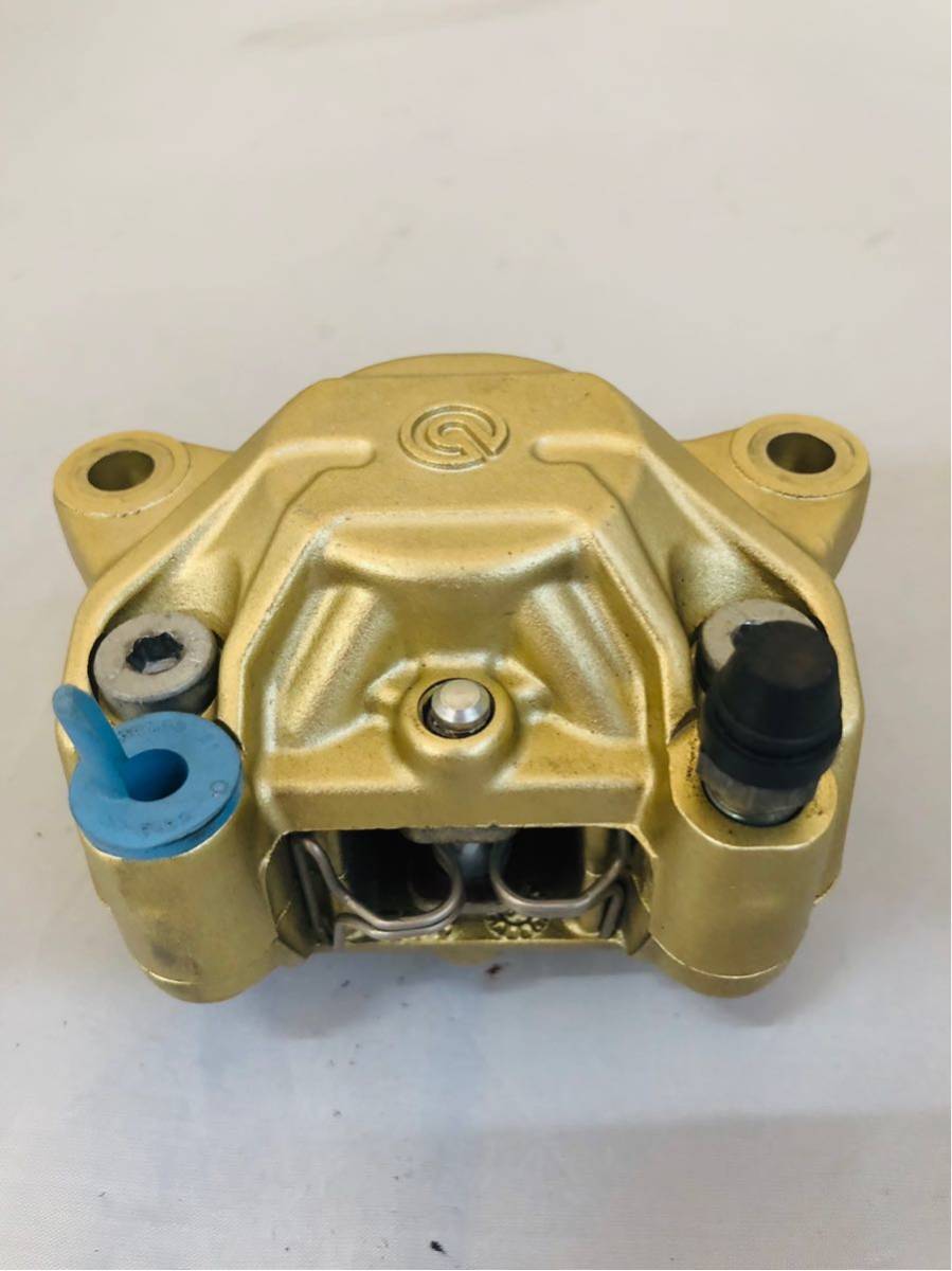 brembo　ブレンボ 　2ピストン　カニキャリパー　 ゴールド　 20.6951.60 　中古
