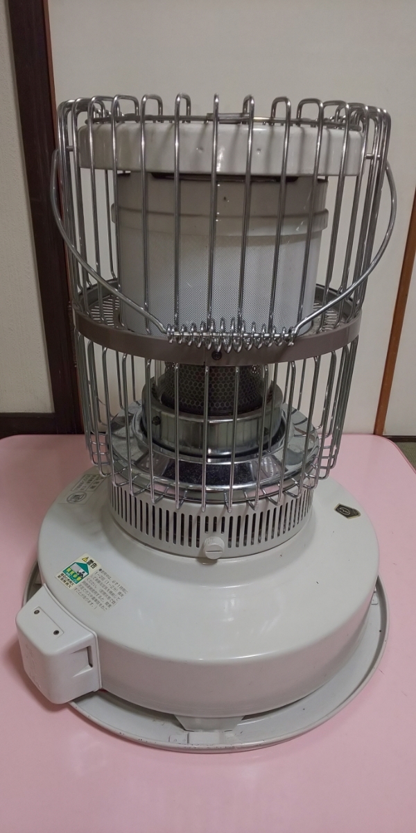 トヨトミ 自然通気形開放式石油ストーブ KRA-85C 【公式通販】