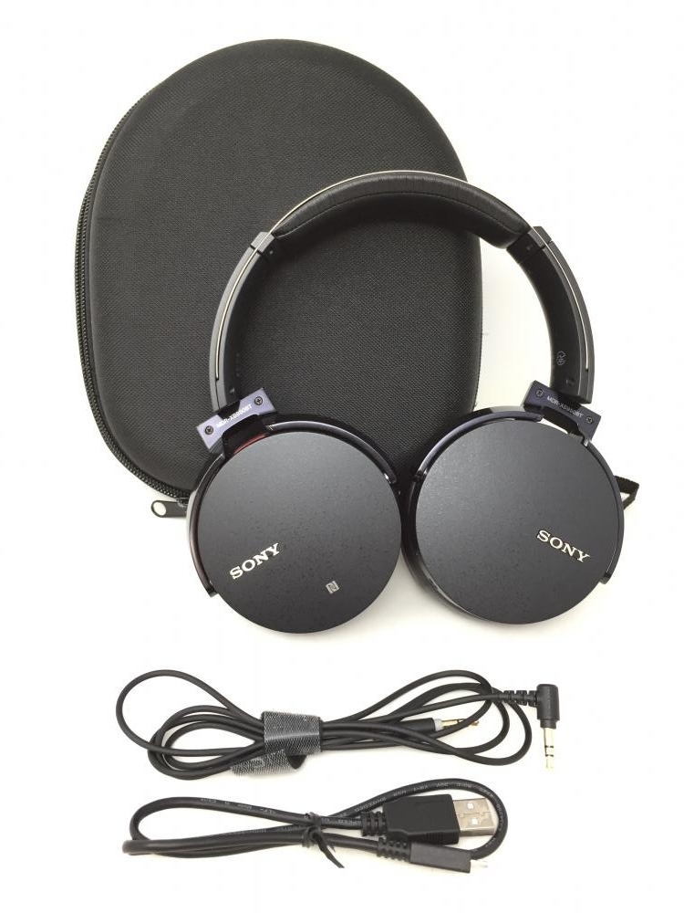 39【美品】 ソニー SONY ワイヤレスヘッドホン MDR-XB950BT /060