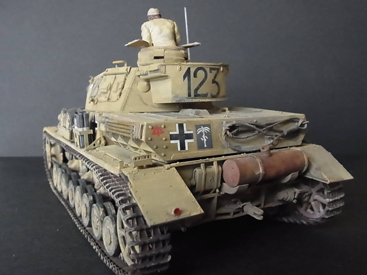 1⁄35 ドラゴン IV号戦車G型(LAH師団 ハリコフ1943) IV号戦車