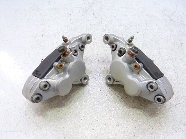 ヤマハ FZR250 3LN フロントブレーキキャリパー O/H品 FZR250R・3LN☆フロントブレーキキャリパー・OH素材に☆YO9-39(60