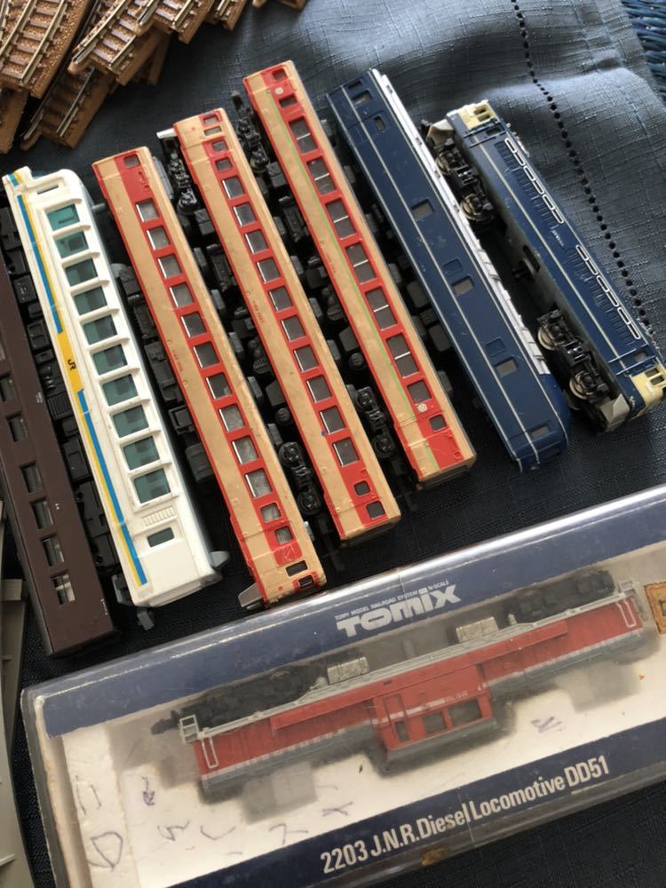 ジャンクNゲージ約80両まとめ売り！おまけでレールや部品 ジャンク Nゲージ