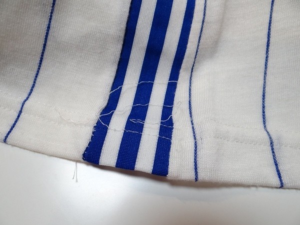チュニジア製 アディダス adidas 古着⁄USED] 70s 70's ワンポイント