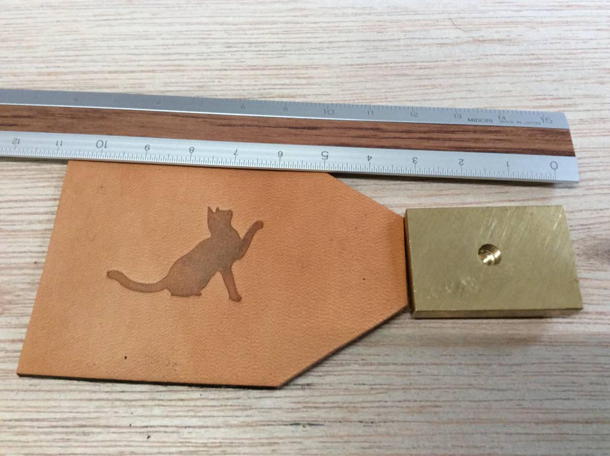 ホットスタンプ　焼印　箔押し　素押し　用版　猫　①