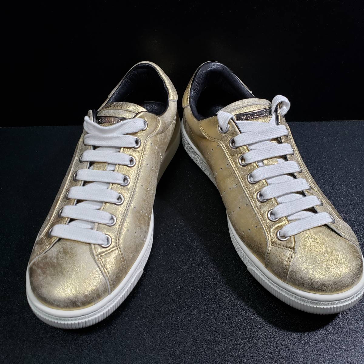 ディースクエアード（DSQUARED2） レザースニーカー 金 42