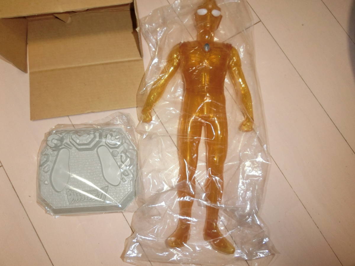 ハイパーホビー限定、京本コレクションのウルトラマンティガ