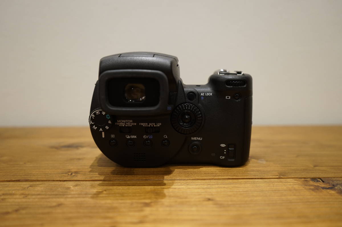 DSC-R1 Cyber-shot SONY ソニー | Zeiss Carl カメラ 14.3-71.5mm 