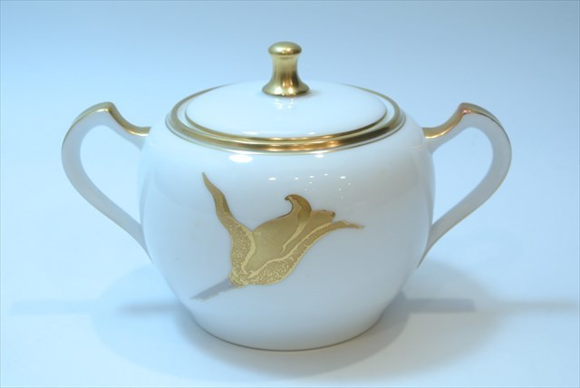 ◇ 大倉陶園 金彩 薔薇 シュガーポット ◇IKAS15318 - 大倉陶園 金彩