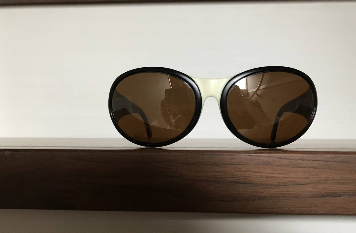 Arnette Vintage Hot Sunglasses - Arnet Cakes Hotcakes ⁄ The New 