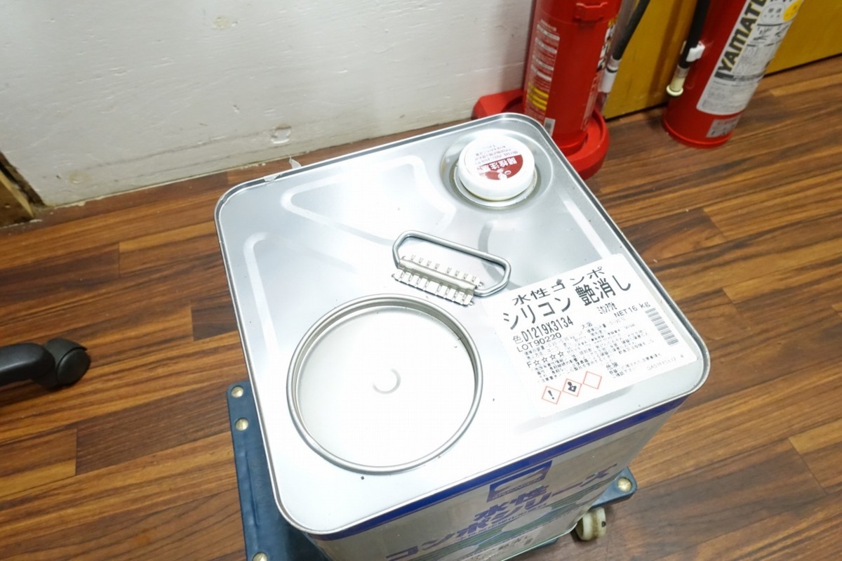 SK化研 水性コンポシリコン 艶消し 16㎏ 1斗缶 ペンキ 色番号 