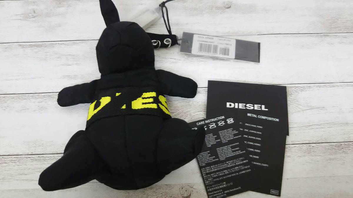 送料無料，新品 品 DIESEL ディーゼル ラビットコインケース I LOCK MY BAG CHARMBUNNY -coin purse x05426 P1701 ブラック レディース(小銭入れ、コインケース)｜売買されたオークション情報、yahooの商品情報をアーカイブ 小銭入れ、コインケース