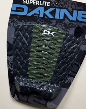 送料無料あり DAKINE ダカイン サーフィン デッキパッド SUPERLITE PAD ブラックｘアーミーグリーン 黒 新品