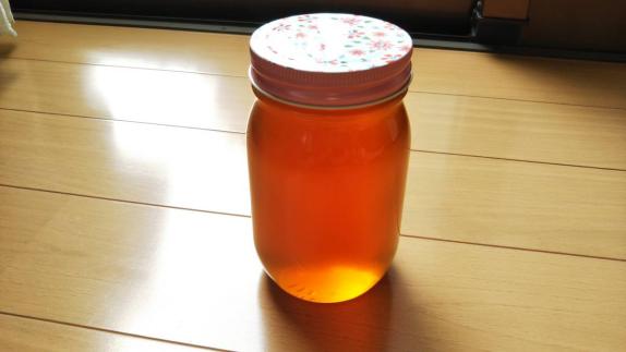 ★送料無料★　日本ミツバチの１００％天然蜂蜜　無添百花蜜　岡山県発