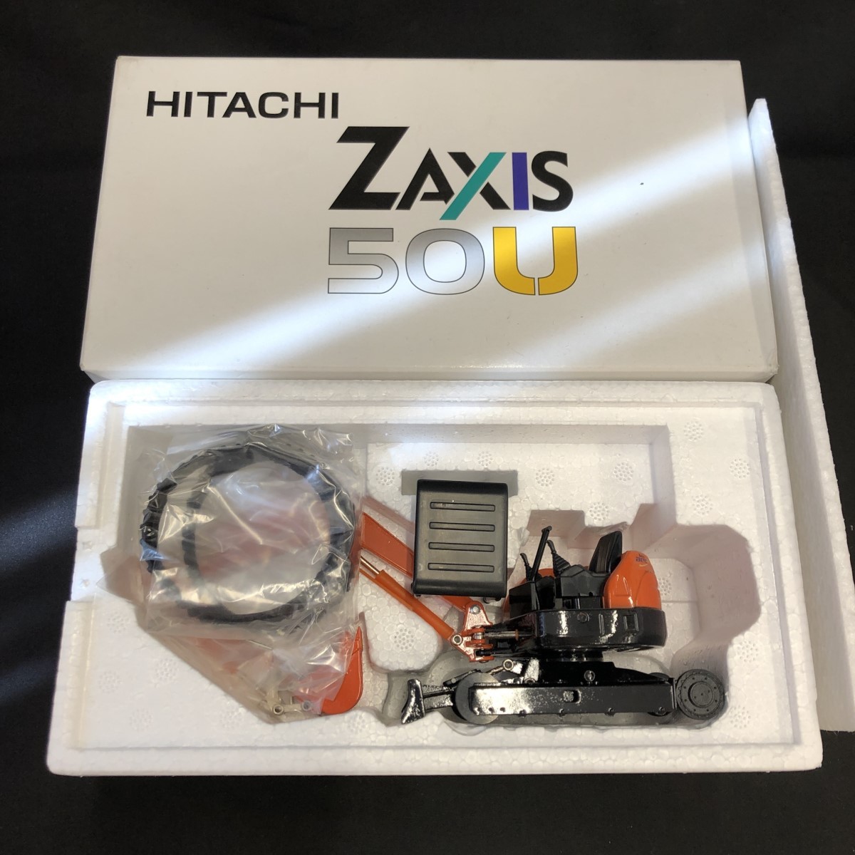 日立建機 HITACHI ZAXIS 200+全回転フォーク(1⁄50) | フォーク 2点式