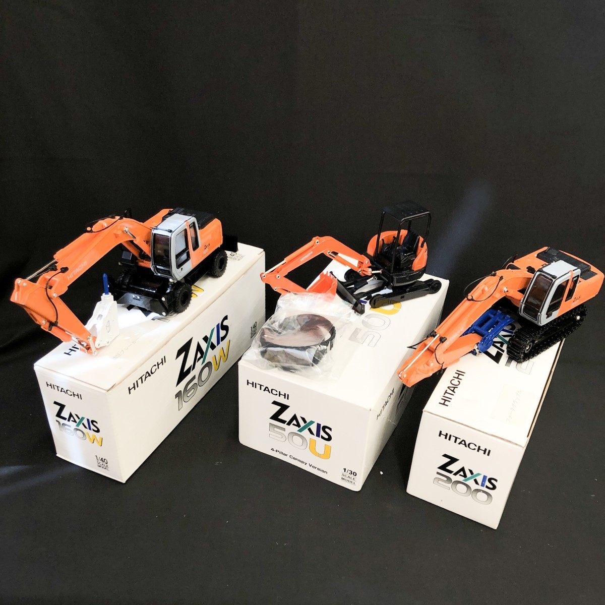 日立建機 HITACHI ZAXIS 200+全回転フォーク(1⁄50) | フォーク 2点式