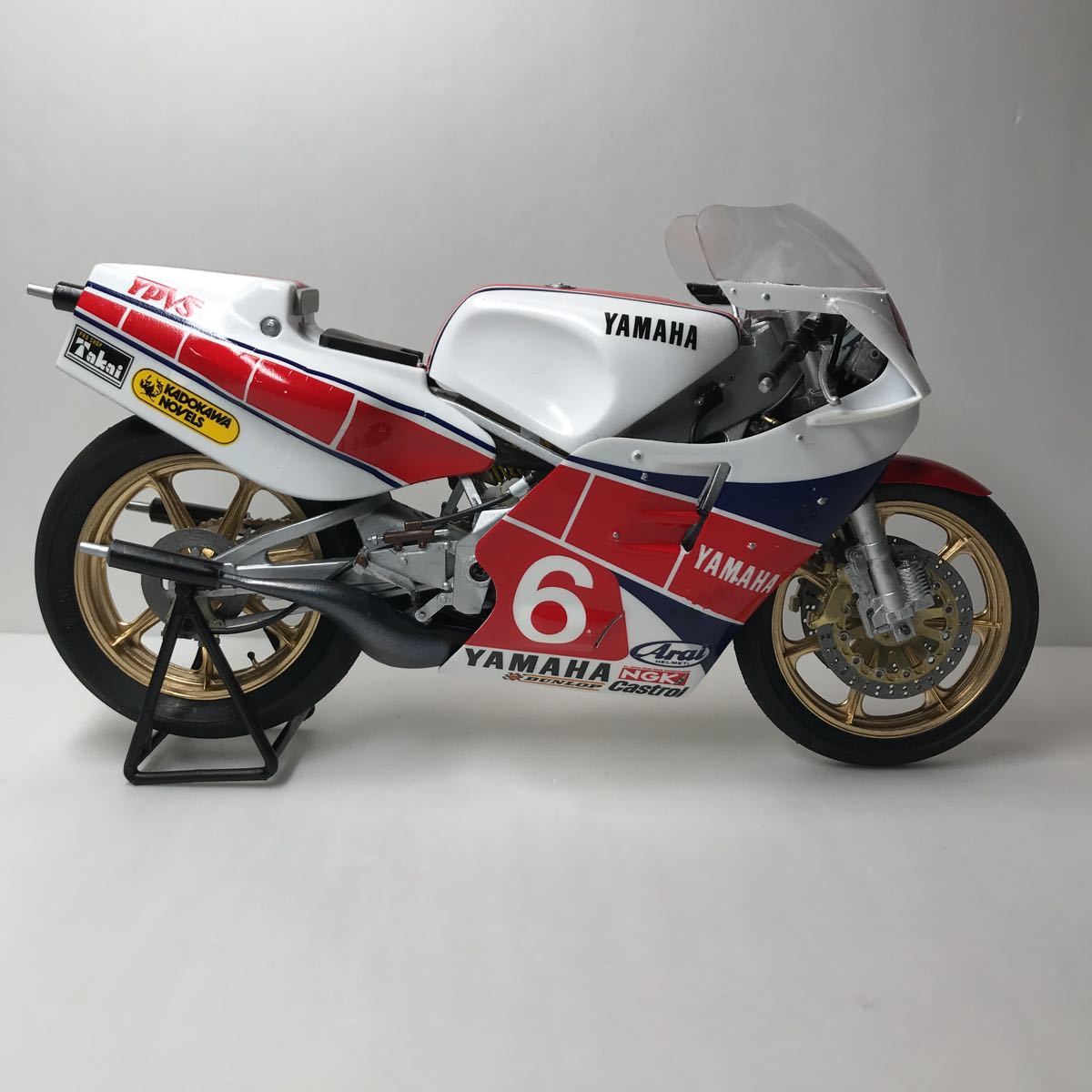 タミヤ 1/12 オートバイシリーズ No.75 ヤマハYZR500 平忠彦仕様 完成