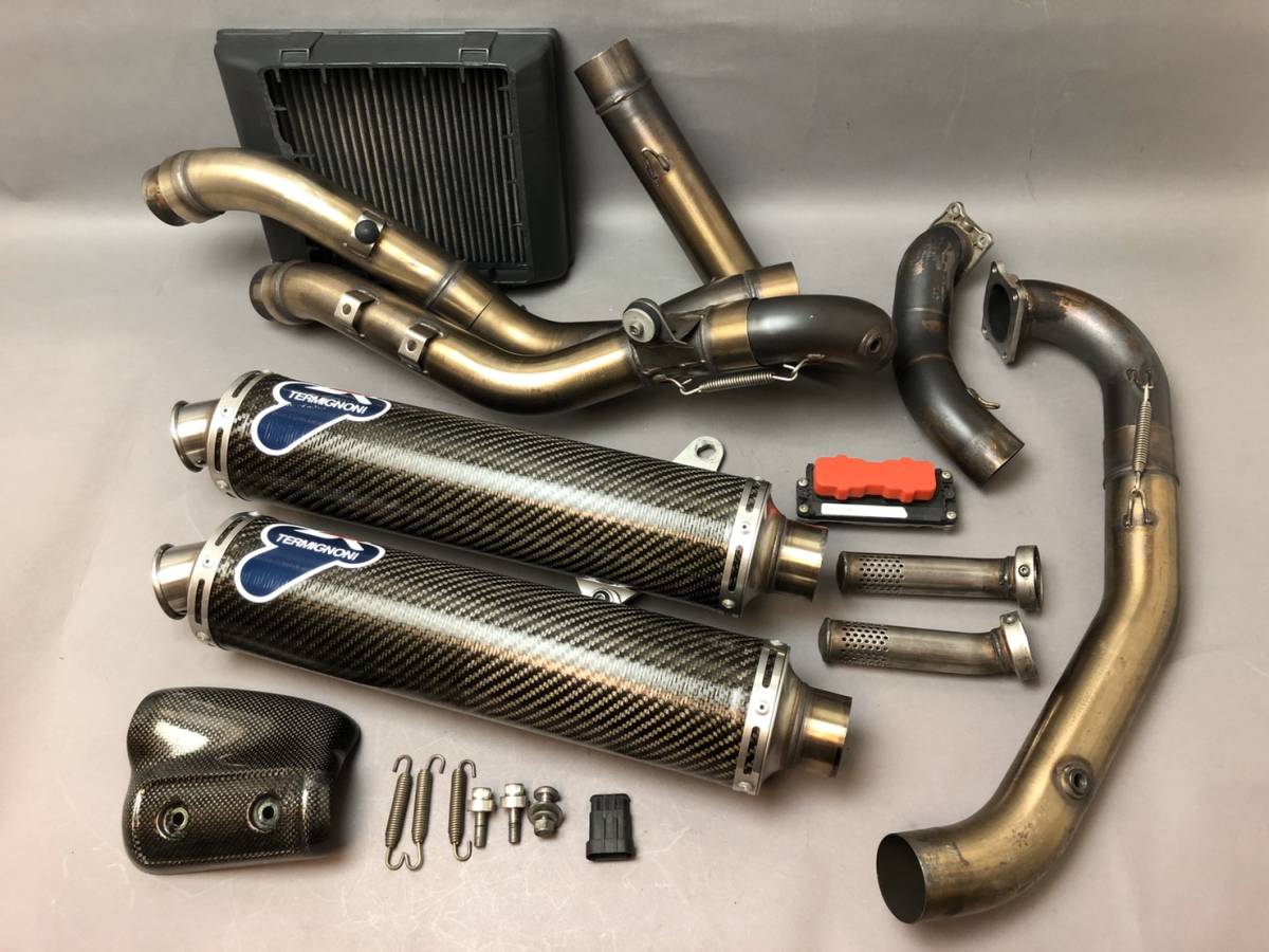 U16 S4RS S4R ドゥカティパフォーマンス テルミニョーニ カーボン フル 