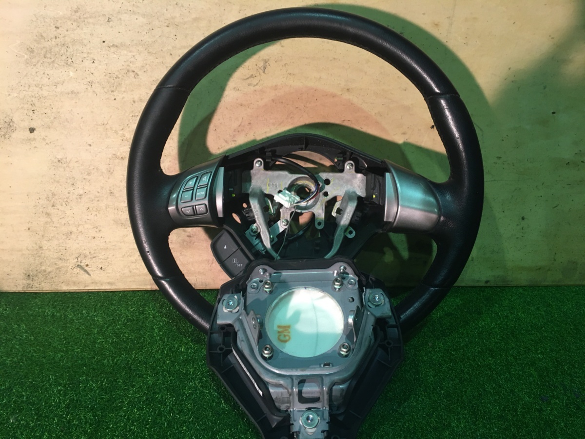 レガシィ スバル モモ BP5⁄BL5 純正momoステアリング 中古品 BP5 BL5 