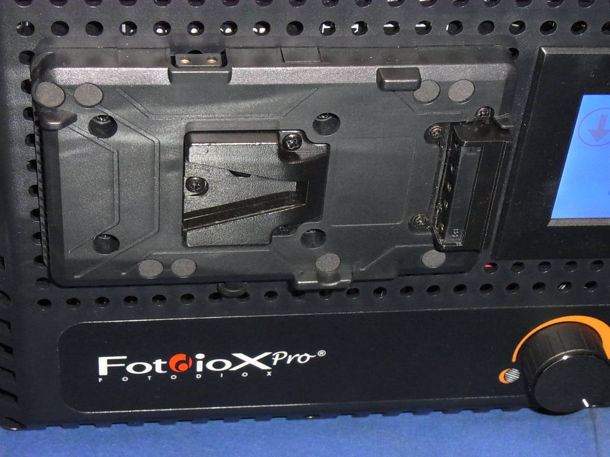 フォトディオックス Fotodiox LED576 5600K Vマウント LED照明