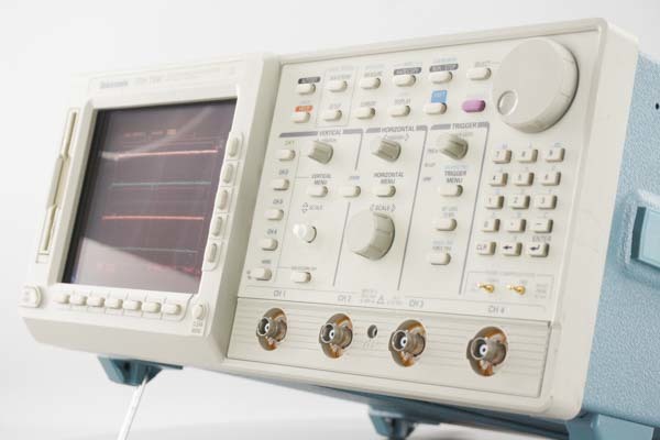 JUNK Tektronix InstaVu TDS784C COLOR 4ch DIGITIZING OSCILLOSCOPE ...