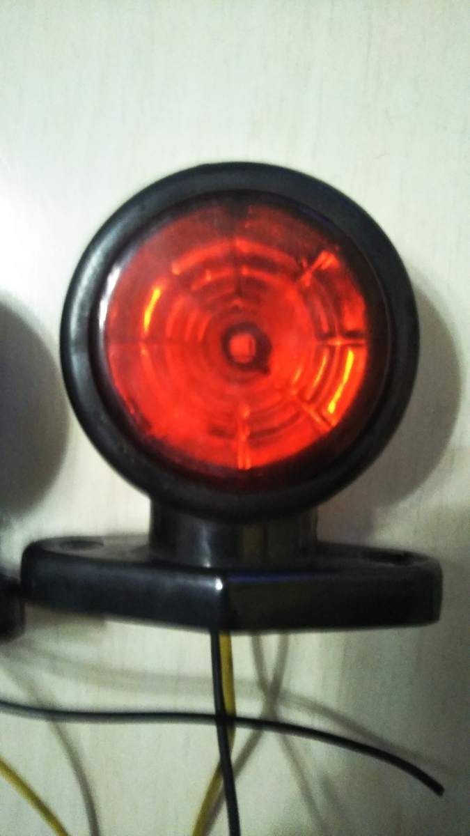 サイドマーカー埋め込式 10個ledマーカーアンバー VOLVOスカニア24v