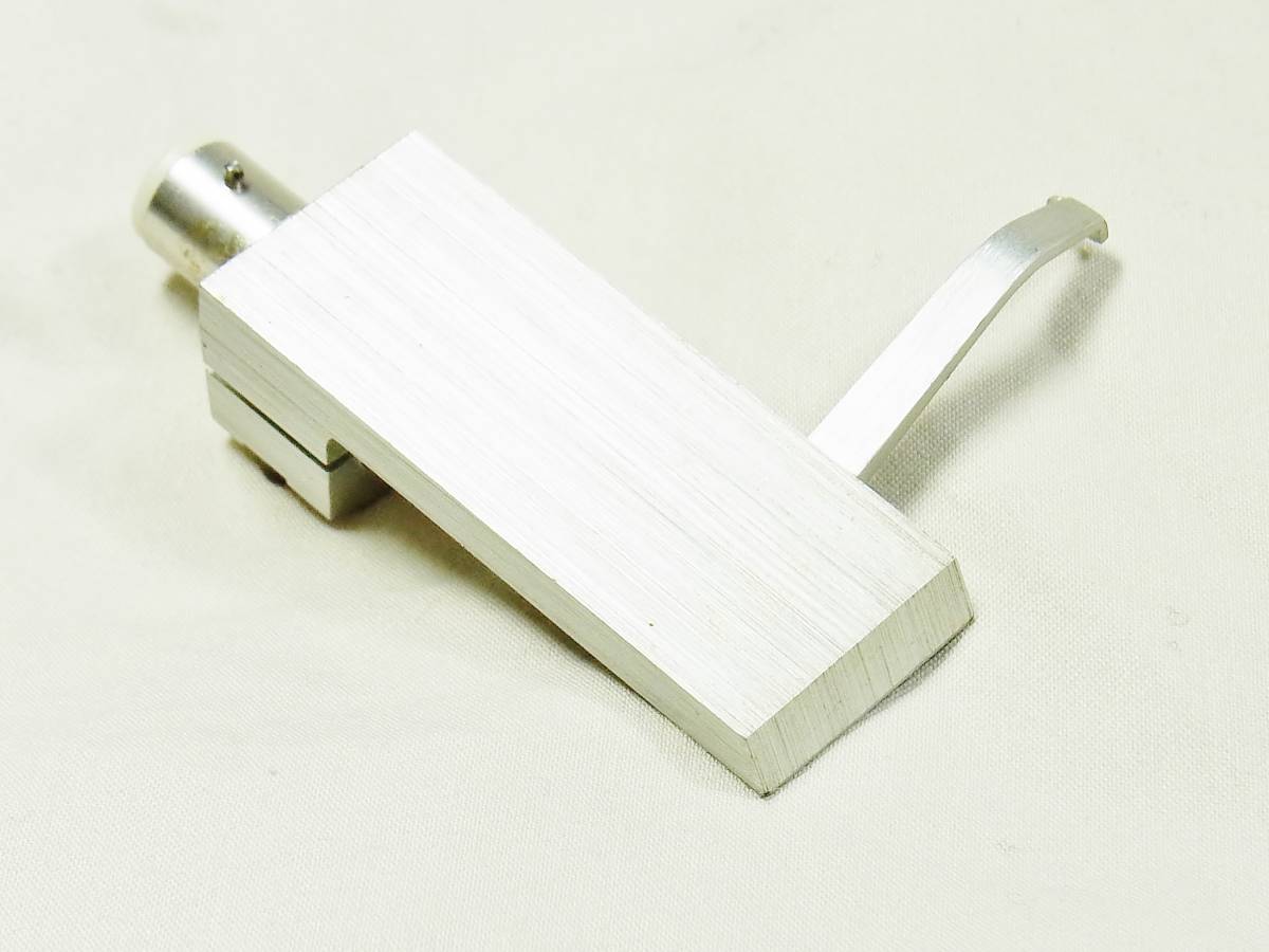 YAMAHA HS-11 Genuine Headshell for YAMAHA GT-2000 GT-2000L Aluminum Machining made. ヤマハ HS-11 アルミ削り出し ヘッドシェル