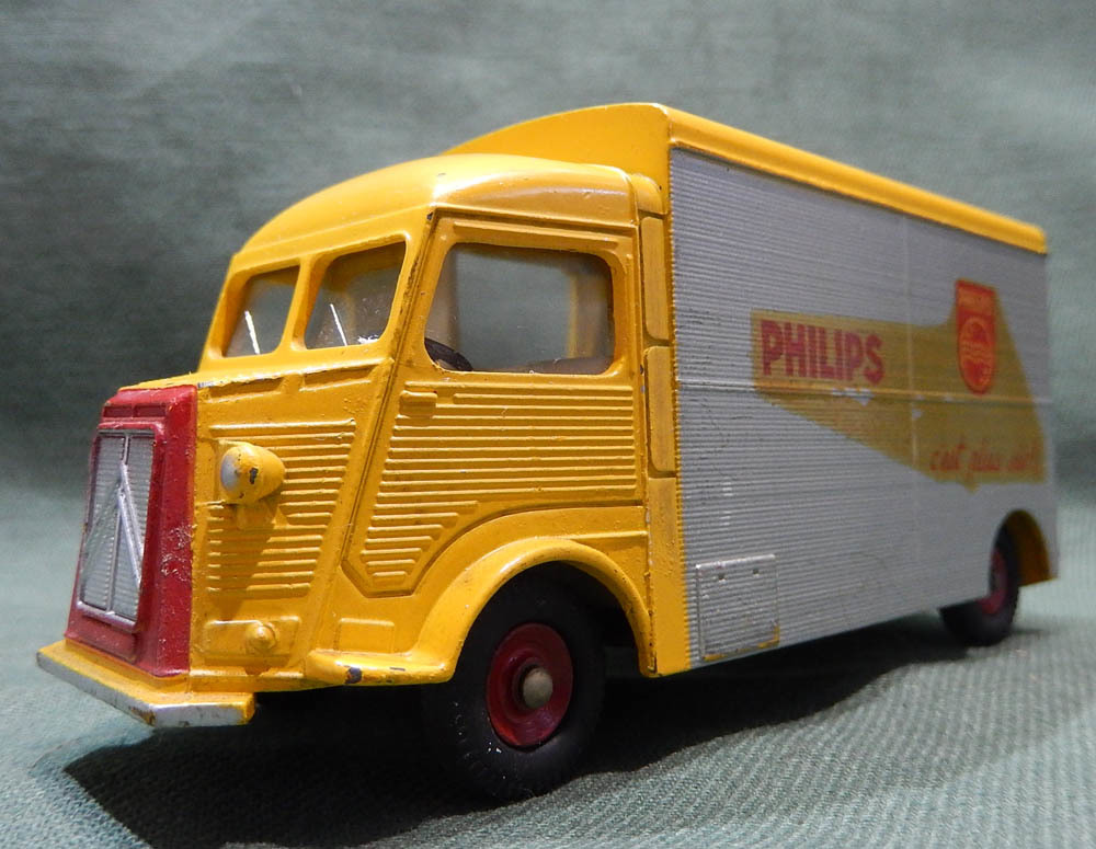 再度値下げ！美品 仏製DINKY TOYS シトロエン1200kg ミニカー DINKY TOYS◇ディンキー シトロエン CITROEN 1200K CARROSSERIE CURRUS