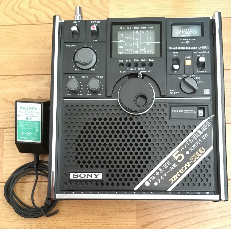 中古動作品】昭和レトロ ソニー / SONY AM/FM 5バンド ラジオ ICF-5800