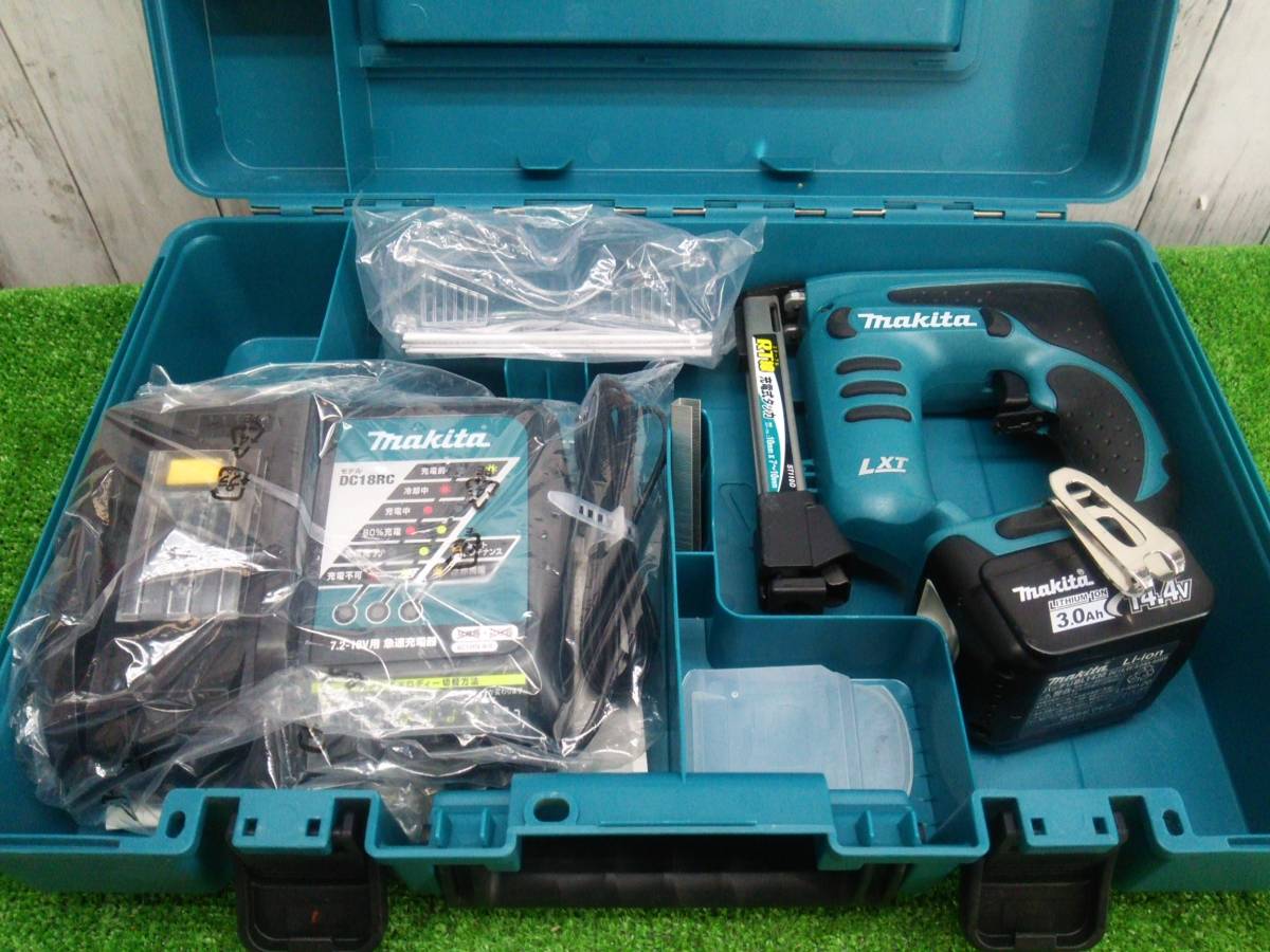 最安値，人気 makita/マキタ RT線 充電式タッカ ST110DRF 14.4V 3.0An バッテリー1個 充電器 付 セット品 み(その他)｜売買されたオークション情報、yahooの商品情報をアーカイブ公開 - オークファン その他