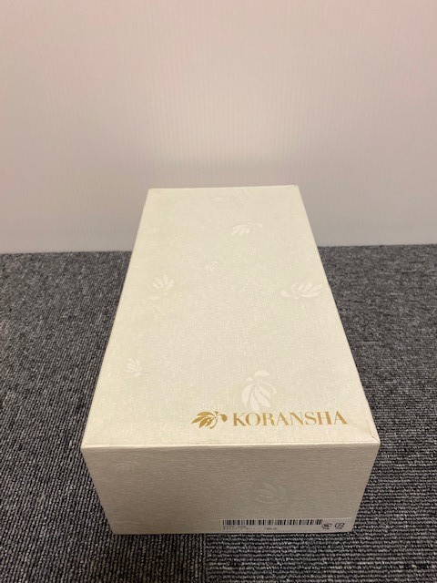  品 香蘭社 サムシングブルー コーヒー カップ＆ソーサー ２客 薔薇 金彩 お買い得品(香蘭社)｜売買されたオークション情報、yahooの商品情報をアーカイブ公開 - オークファン 香蘭社