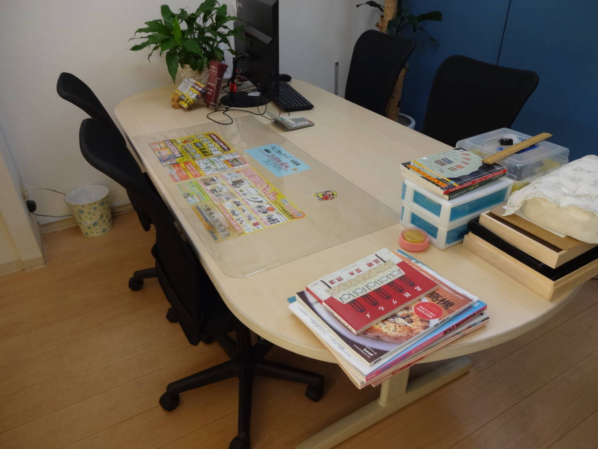 【新品，爆買い】 コクヨ テーブル チェア 4客 セット(一般)｜売買されたオークション情報、yahooの商品情報をアーカイブ公開 - オークファン 一般